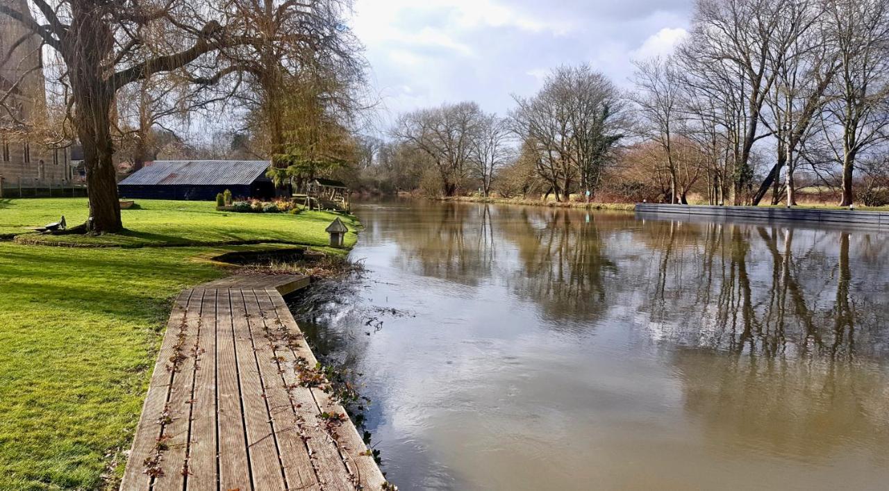 River Nene Cottages Water Newton ภายนอก รูปภาพ