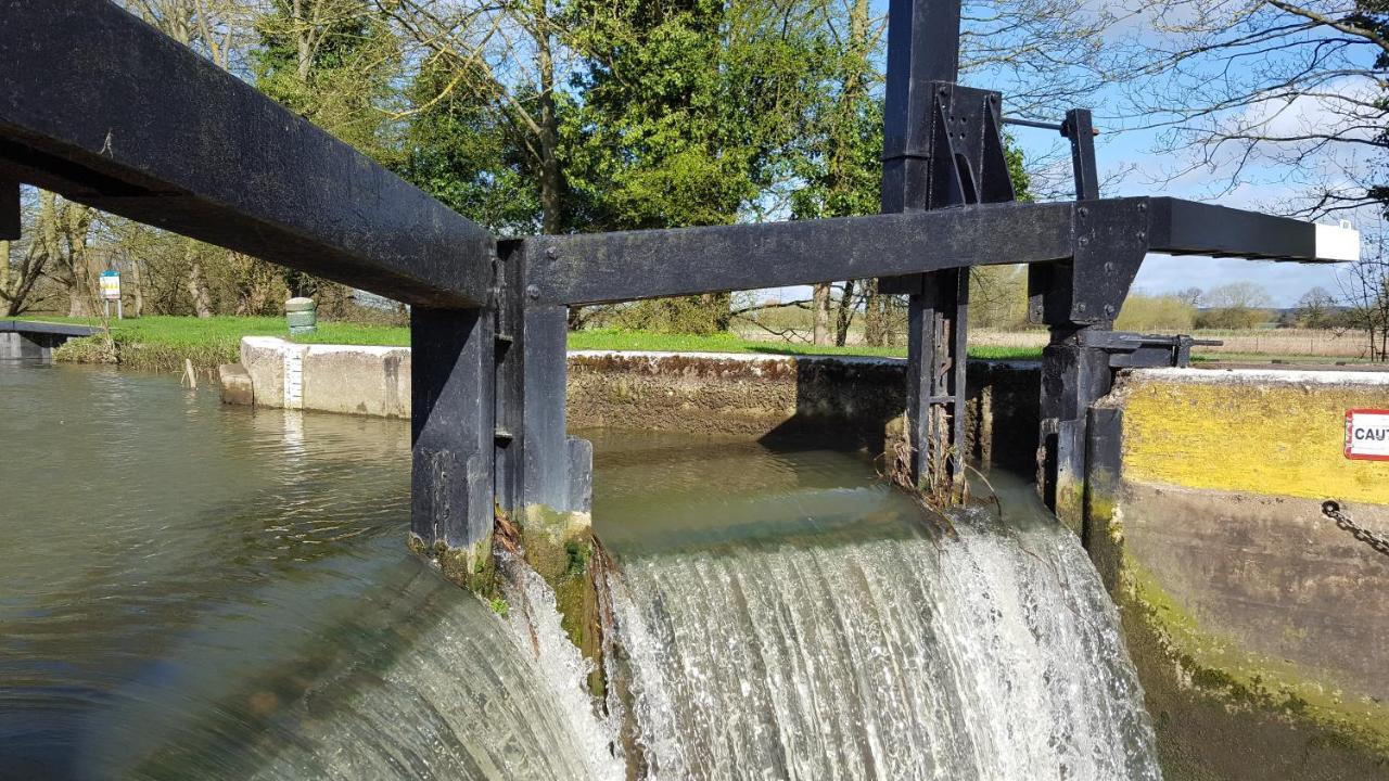 River Nene Cottages Water Newton ภายนอก รูปภาพ